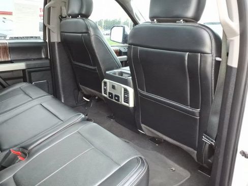 Used 2018 Ford F150 Lariat AWD/4WD image 24