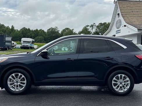 Used 2021 Ford Escape SE w/ Cold Weather Package FWD image 8