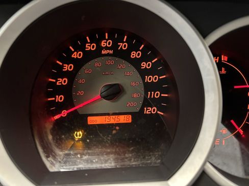 Used 2009 Toyota Tacoma PreRunner image 17