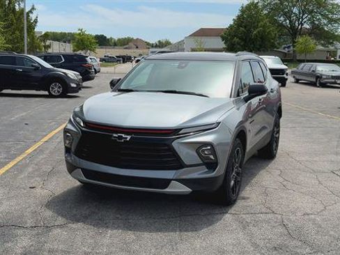 Certified 2024 Chevrolet Blazer LT w/ Redline Edition FWD image 3