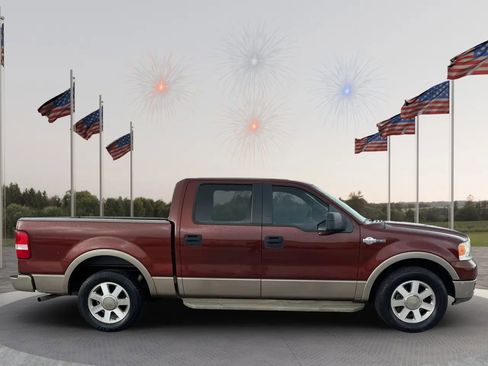 Used 2005 Ford F150 XLT image 2