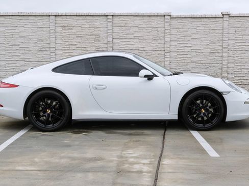 Used 2013 Porsche 911 Carrera 4 AWD/4WD image 6