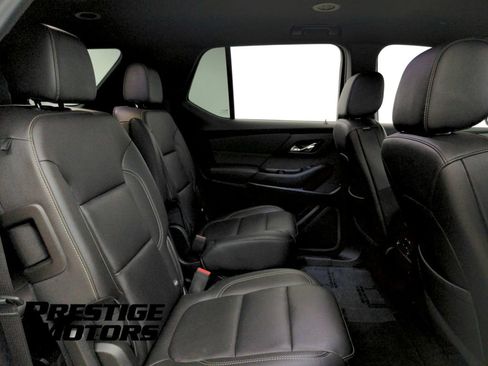 Used 2022 Chevrolet Traverse LT AWD/4WD image 29
