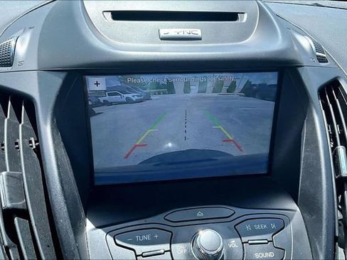 Used 2016 Ford Escape SE w/ Equipment Group 201A FWD image 14