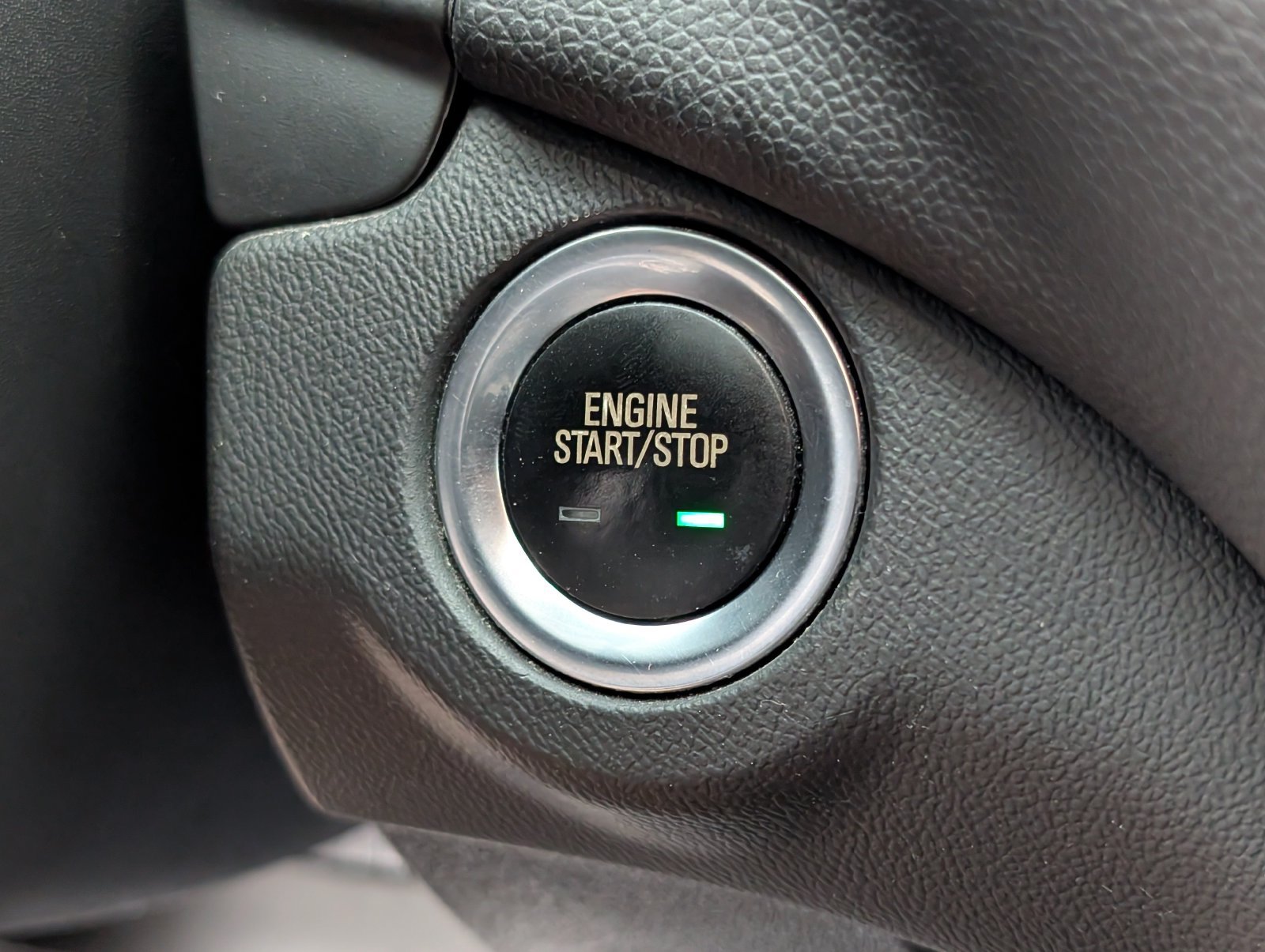 Used 2020 Chevrolet Equinox LT AWD/4WD image 25
