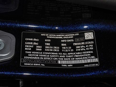 Used 2026 Aston Martin DBX 707 AWD/4WD image 36
