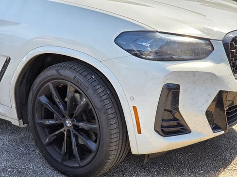 Used 2024 BMW X4 xDrive30i w/ Premium Package AWD/4WD image 9