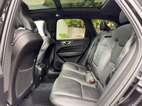 Used 2020 Volvo XC60 T6 Inscription w/ Protection Package AWD/4WD image 23