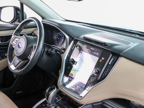 Used 2020 Subaru Outback Limited image 26