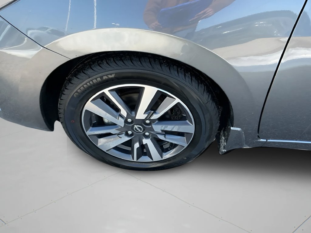 Used 2024 Nissan Versa S w/ S Plus Package FWD image 9