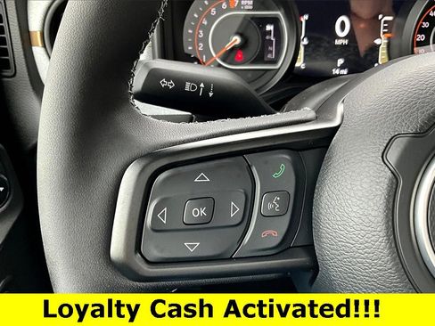 New 2025 Jeep Gladiator Sport image 18