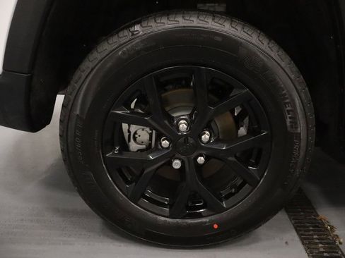 New 2026 Jeep Grand Cherokee Altitude AWD/4WD image 26