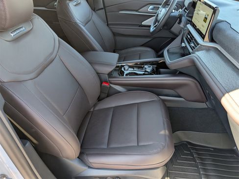 New 2026 Ford Explorer Platinum image 27