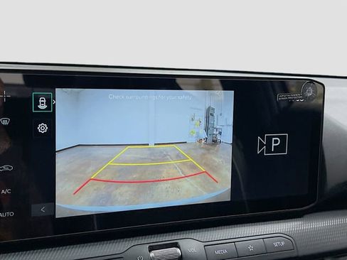 New 2025 Kia K4 GT-Line image 14