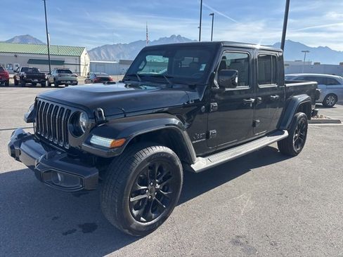 Used 2022 Jeep Gladiator Overland image 3