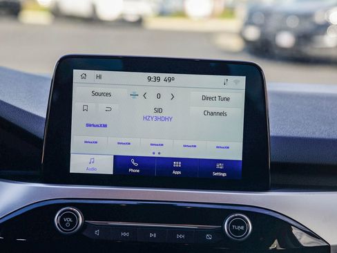 Used 2020 Ford Escape SE image 14