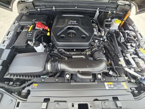 Used 2023 Jeep Wrangler Unlimited Sahara w/ Cold Weather Group image 24