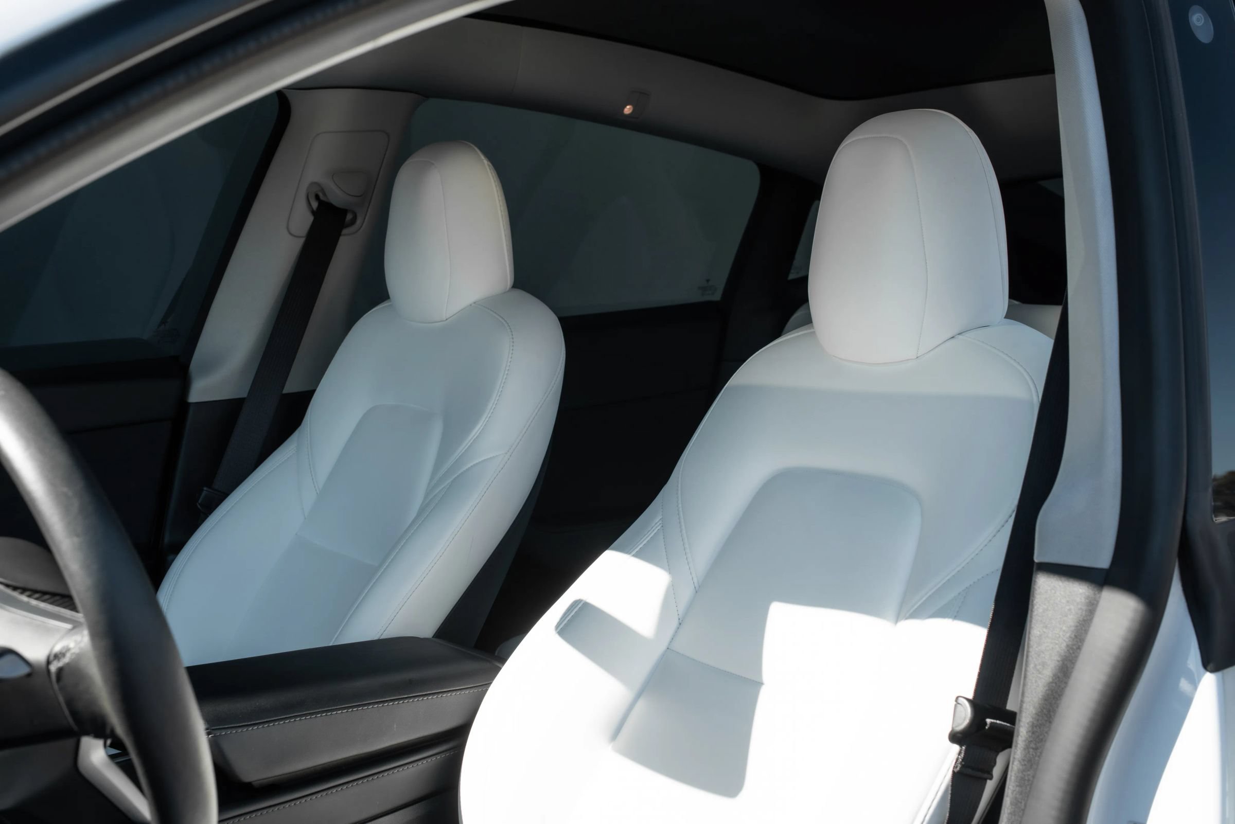 Used 2022 Tesla Model Y Performance AWD/4WD image 10