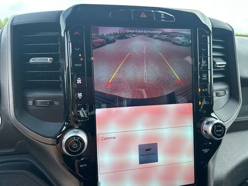 New 2025 RAM 2500 Tradesman AWD/4WD image 33