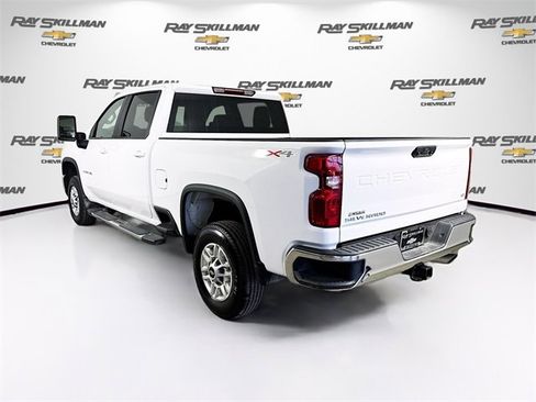 Used 2025 Chevrolet Silverado 2500 LT w/ Convenience Package image 5