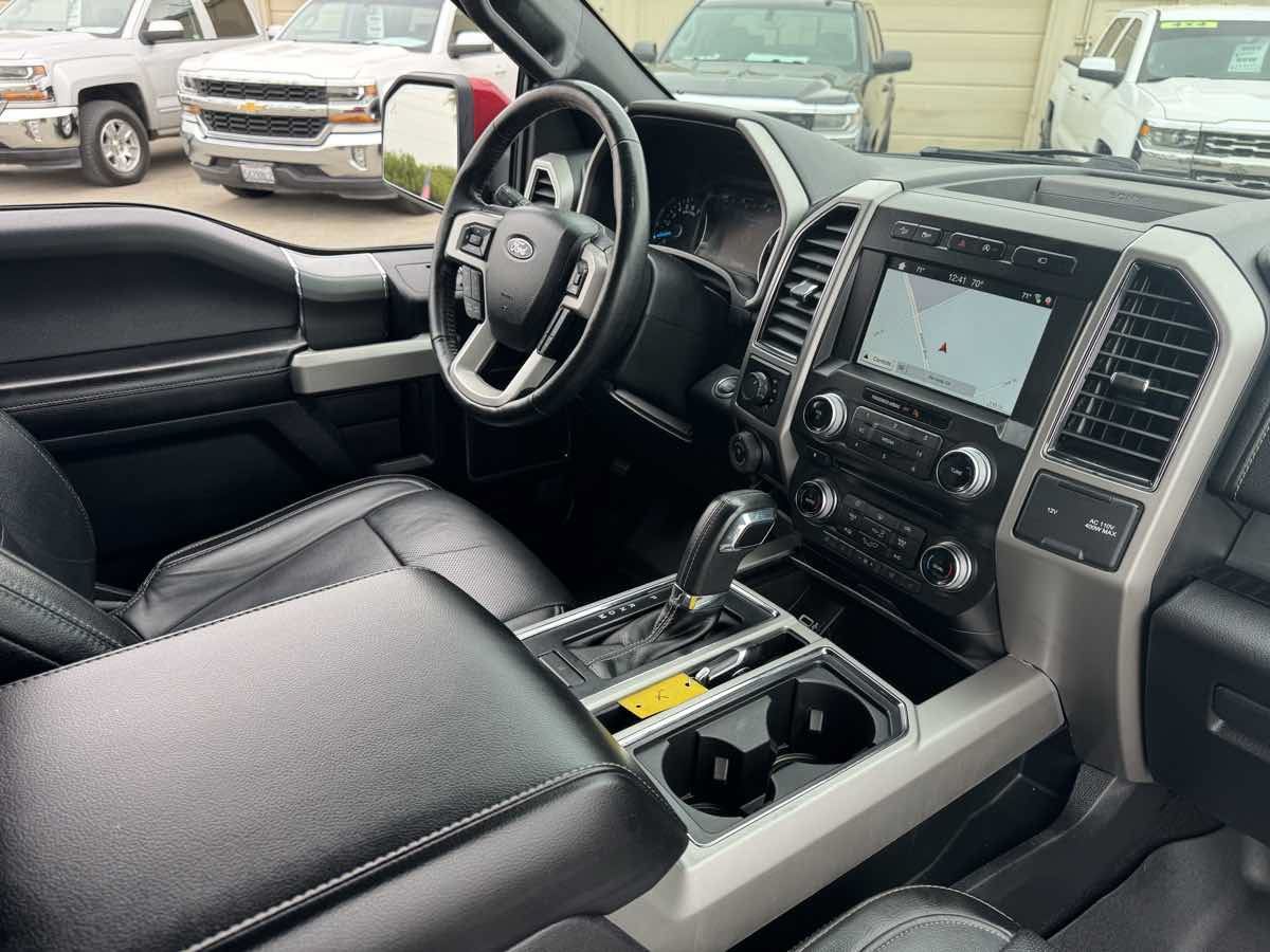 Used 2017 Ford F150 Lariat w/ Equipment Group 502A Luxury AWD/4WD image 15