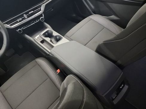 New 2026 Chevrolet Equinox EV LT image 24