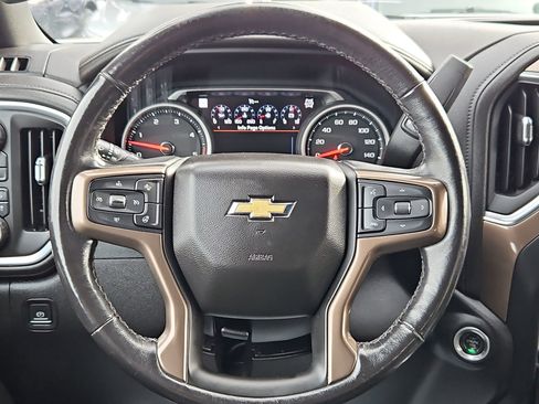 Used 2022 Chevrolet Silverado 2500 High Country w/ Z71 Off-Road Package image 14