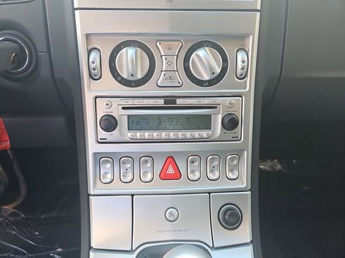 Used 2006 Chrysler Crossfire Convertible w/ Special Edition Group image 16