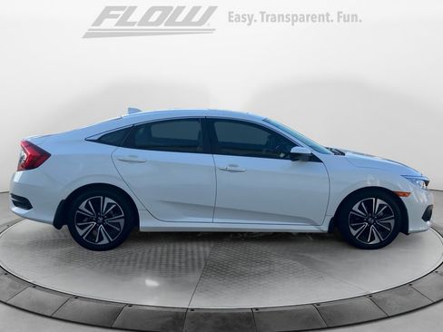 Used 2018 Honda Civic EX-L image 10