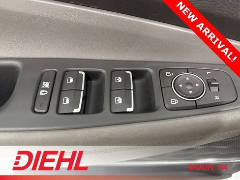 Used 2020 Hyundai Santa Fe SEL w/ Convenience Package image 22