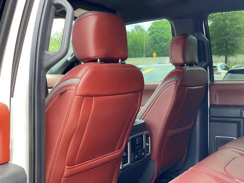 Used 2022 Ford F450 Platinum w/ FX4 Off-Road Package AWD/4WD image 24