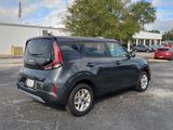 Used 2025 Kia Soul LX w/ LX Technology Package image 4