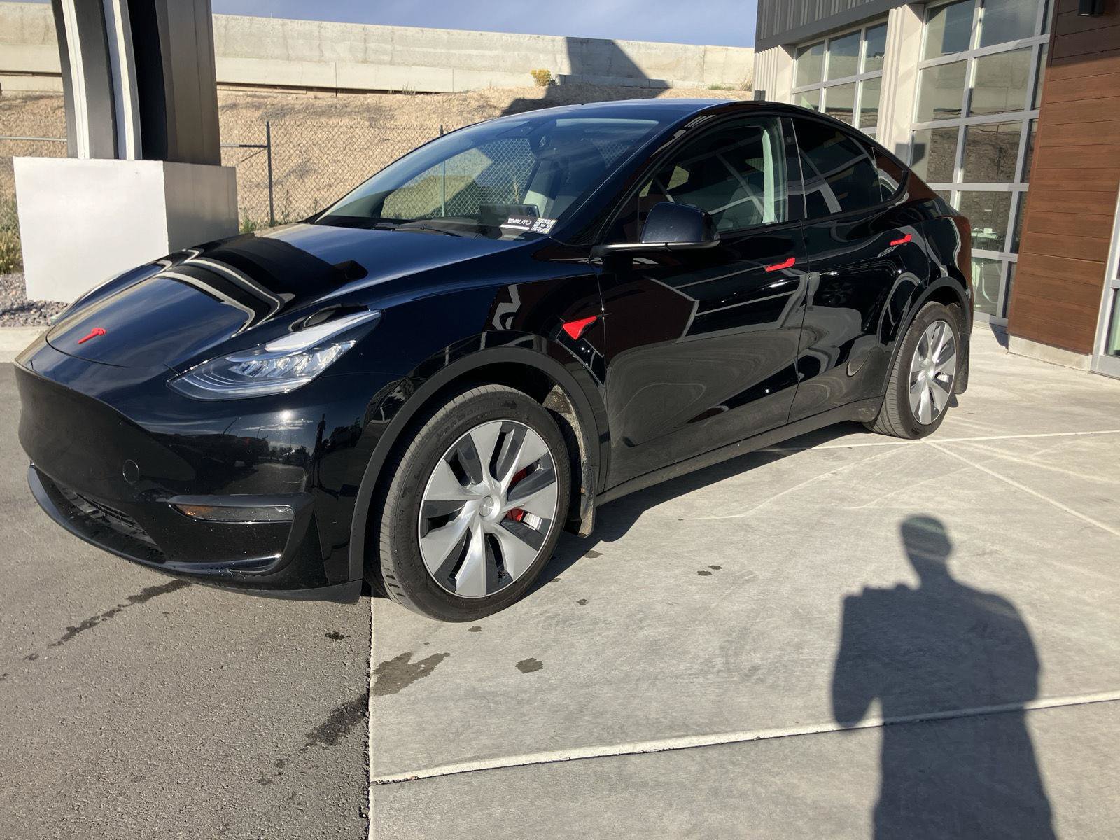 Used 2023 Tesla Model Y Long Range AWD/4WD image 4