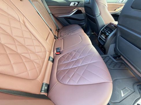 Used 2024 BMW X5 sDrive40i w/ Premium Package RWD image 32