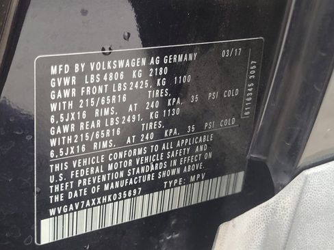 Used 2017 Volkswagen Tiguan S FWD image 33