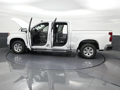 Used 2024 Chevrolet Silverado 1500 LT RWD image 34