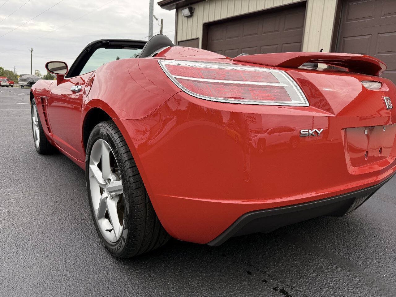 Used 2007 Saturn Sky w/ Premium Trim Pkg RWD image 15