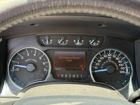 Used 2011 Ford F150 XLT w/ XLT Chrome Pkg RWD image 18