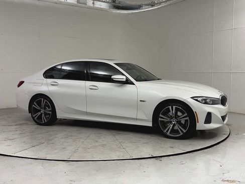 Used 2023 BMW 330e xDrive w/ Driving Assistance Package AWD/4WD image 5