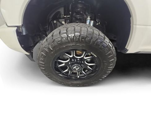 Used 2019 Ford F250 Platinum w/ Platinum Ultimate Package AWD/4WD image 14