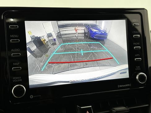 Used 2021 Toyota Corolla LE image 17