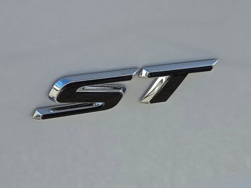 New 2026 Buick Enclave Sport Touring w/ Super Cruise Package FWD image 8