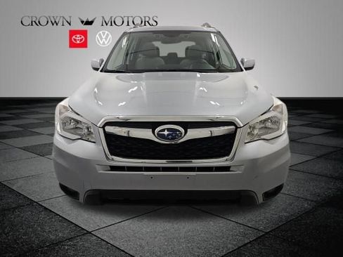 Used 2016 Subaru Forester 2.5i Touring w/ Eyesight & Navigation System AWD/4WD image 2