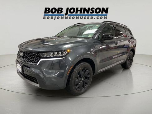 Used 2021 Kia Sorento S w/ Panoramic Sunroof Package image 3