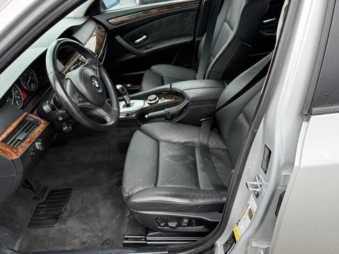 Used 2008 BMW 535xi Sedan image 16