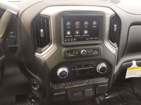 New 2025 GMC Sierra 3500 Pro w/ Convenience Package AWD/4WD image 29