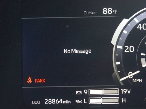 Used 2024 Toyota Tundra Limited AWD/4WD image 4