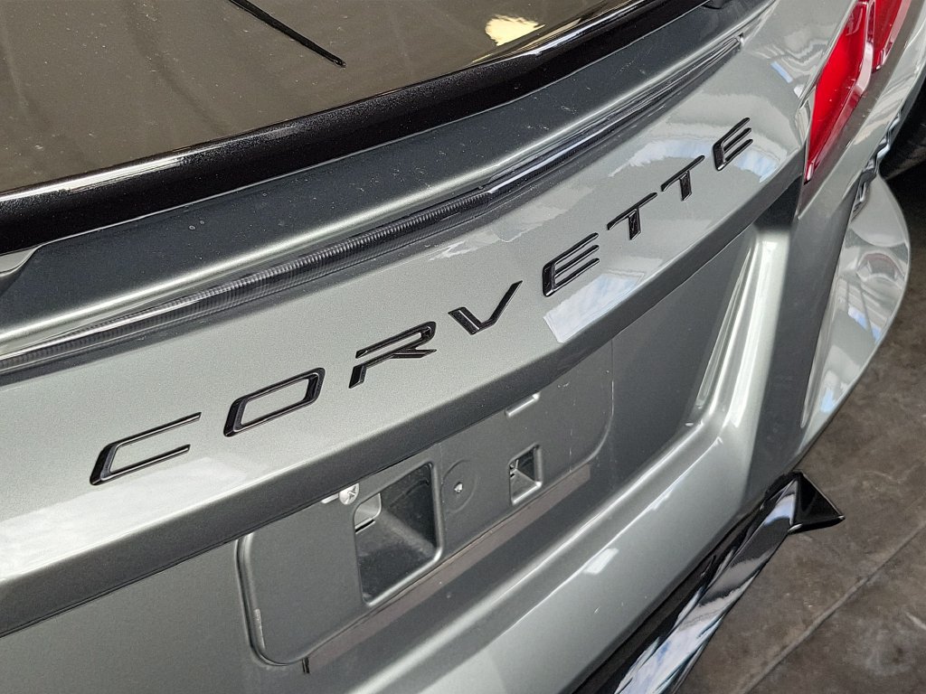 Used 2023 Chevrolet Corvette Stingray Preferred Cpe w/ Z51 Performance Package RWD image 38