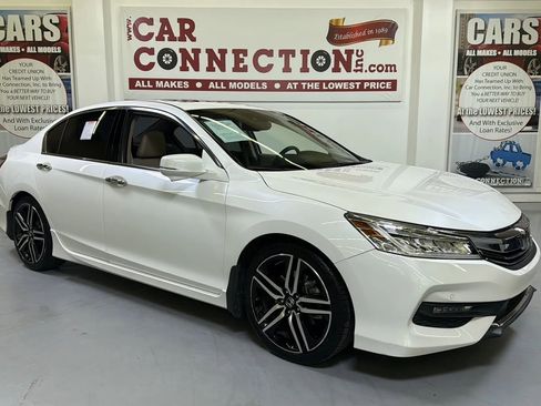 Used 2016 Honda Accord Touring image 1