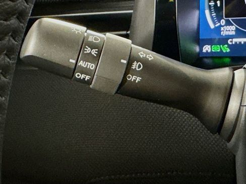 Used 2026 Subaru Outback Premium AWD/4WD image 12